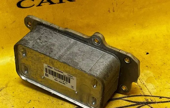 Porsche 911 991 Engine oil radiator 72330654