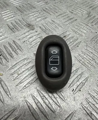 Mercedes-Benz A W168 Electric window control switch A2108208210