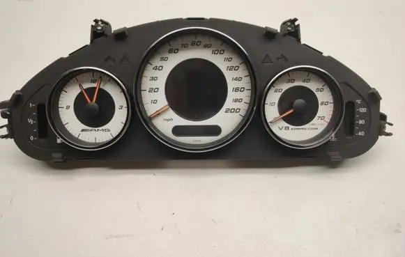 Mercedes-Benz CLS C219 Speedometer (instrument cluster) A2195402711