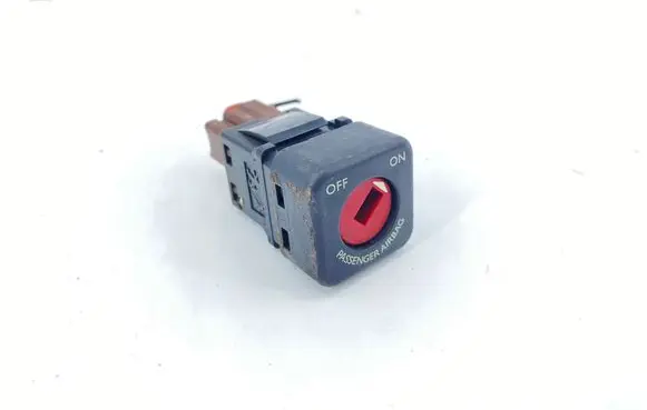 Toyota Aygo AB10 Passenger airbag on/off switch 96373205XT