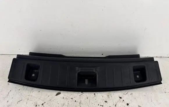 Dodge Hornet Trunk/boot sill cover protection 156170545