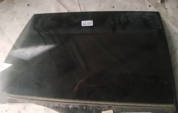 Nissan Murano Z50 Rear door window glass as3