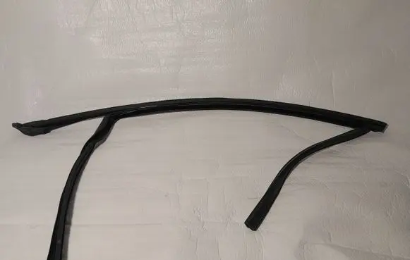 BMW 7 G11 G12 Rubber seal loading door 73360157336015X