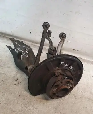 Mercedes-Benz E W212 Rear wheel hub spindle/knuckle 