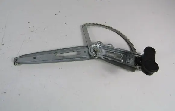 Opel Zafira A Rear door manual window regulator 90579504