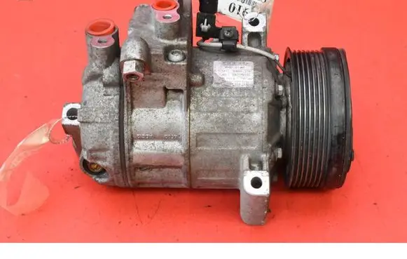 Suzuki Grand Vitara I Air conditioning (A/C) compressor (pump) 9520167JA0