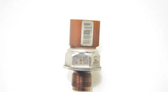 Volkswagen PASSAT B7 Fuel pressure sensor 03L906054A