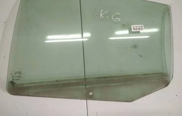 Chrysler Sebring (JS) Rear door window glass AS2