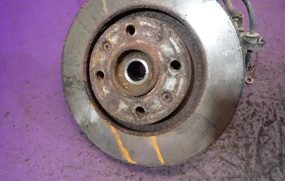 Citroen Xsara Picasso Front wheel hub spindle knuckle