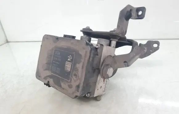 Chevrolet Captiva ABS Pump 20946171 20946178 2502121648