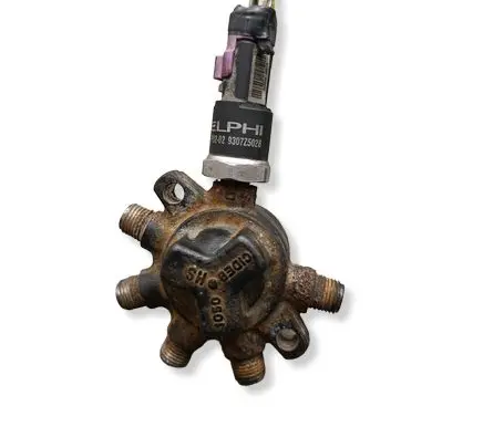 Ford Focus Fuel distributor 1S4Q9D280AC R9144Z020C 51HP02