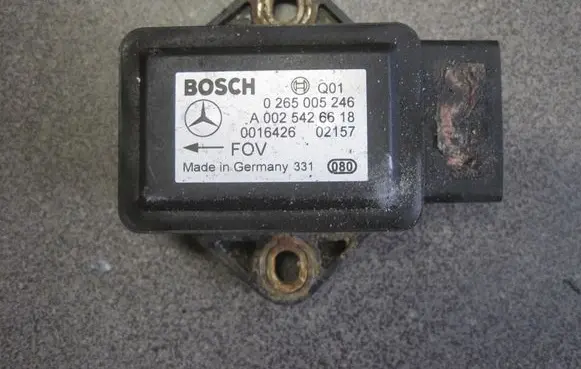 Mercedes-Benz E W211 ESP acceleration yaw rate sensor A0025426618