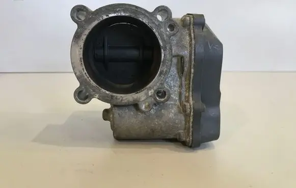 Volkswagen Golf V Throttle valve 03C133062C A2C53030936