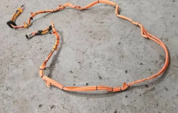 BMW X6 E71 High voltage cable 9181193