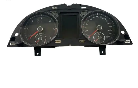 Volkswagen PASSAT B7 Speedometer (instrument cluster) 3AA920870D