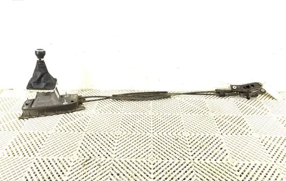 Volkswagen PASSAT B6 Gear shift rod 3C0711049L