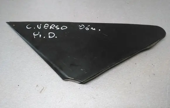 Toyota Corolla Verso AR10 Fender end trim 601170F010
