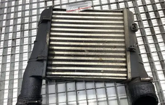 Audi A4 S4 B6 8E 8H Intercooler radiator 8E0145805S