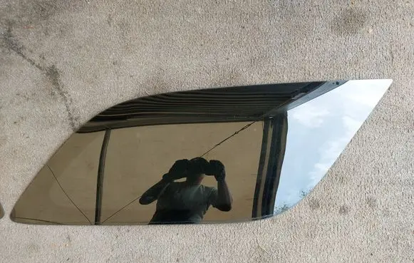 Dodge Durango Rear side window