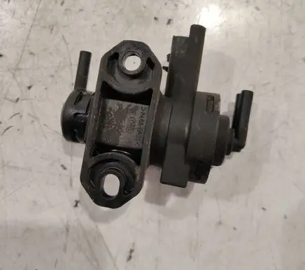 Peugeot 607 Vacuum valve 9628971180