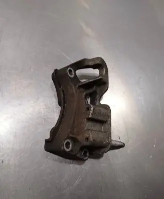 Ford Focus Engine mounting bracket 3m516030af