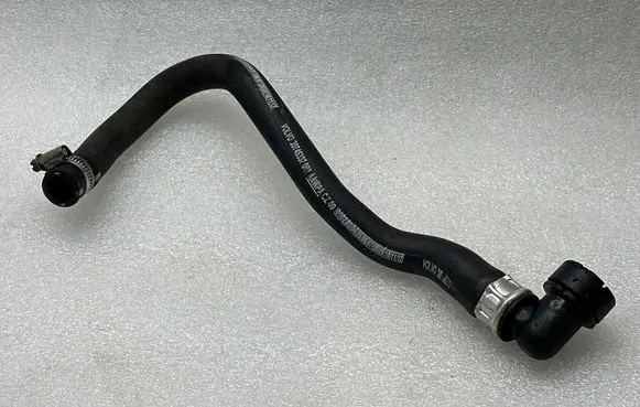 Volvo XC90 Engine coolant pipe/hose 30745337