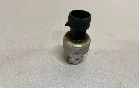 Opel Astra J Air conditioning (A/C) pressure sensor 
