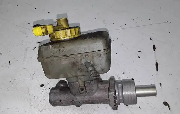 Audi A3 S3 8L Master brake cylinder 21027099