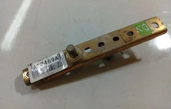 Citroen Jumpy Seat belt adjustment rail 