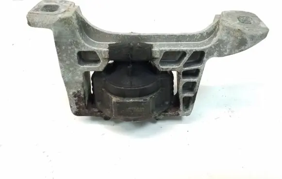 Ford Focus Engine mount bracket 3M516F012BH