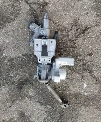 Ford B-MAX Electric power steering pump AY113C529CN 1751939 1764863