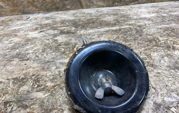 Mercedes-Benz SL R129 Spare wheel bolt 