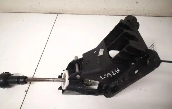 Peugeot 207 Gear shifter/selector 9654072280