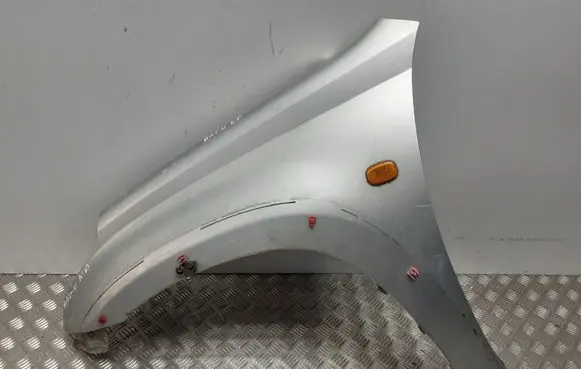 Toyota RAV 4 (XA20) Fender