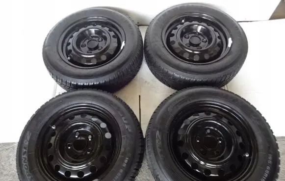 KIA Venga R15 steel rim 