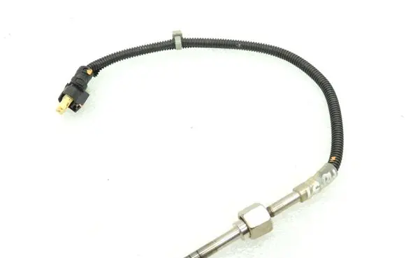 Mercedes-Benz C W205 Exhaust gas temperature sensor A0009058904 1638225708450