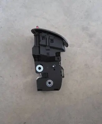 BMW 3 GT F34 Seat back rest lock catch 7324071