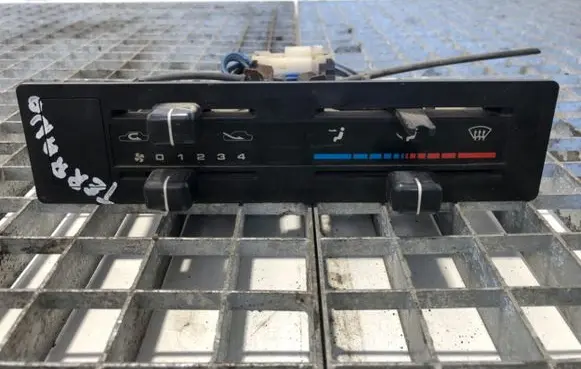 Nissan Terrano Interior fan control switch 