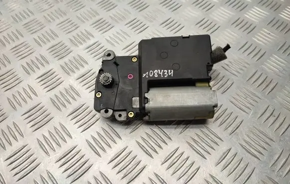 Volkswagen Sharan Sunroof motor/actuator 3A0959731B