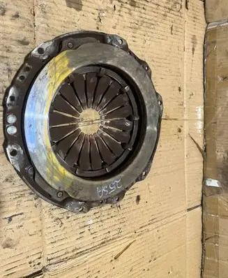 Skoda Fabia Mk2 (5J) Pressure plate 03P141025