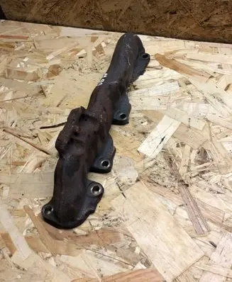 Opel Insignia A Exhaust manifold
