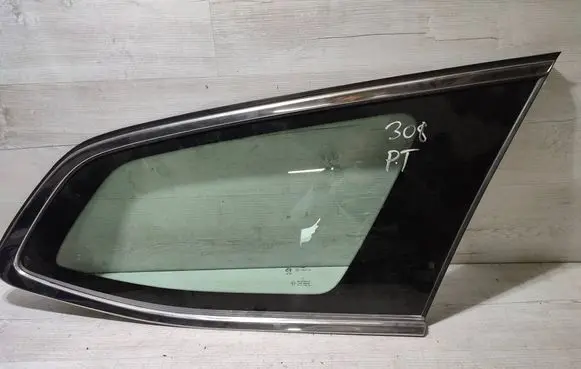 Peugeot 308 Rear side window 9805593480