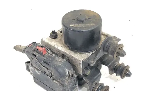 Skoda Octavia Mk2 (1Z) ABS Pump 1K0614117H