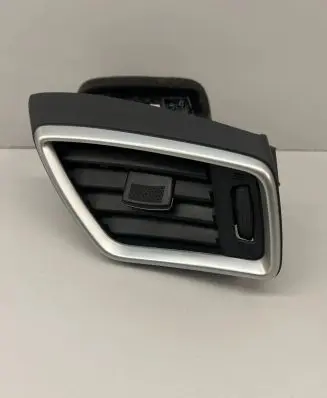 Nissan Qashqai Dashboard side air vent grill/cover trim 687604EH0A