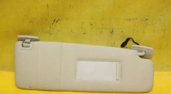 Volkswagen Phaeton Sun visor 3D0857552F