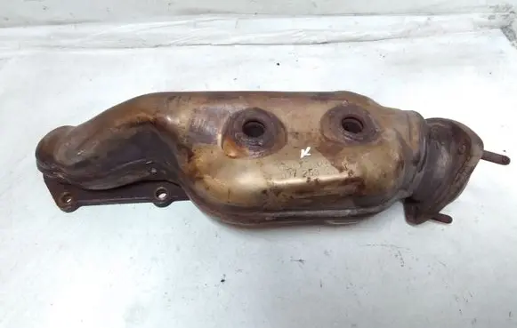 Volkswagen Phaeton Exhaust manifold 077253033T