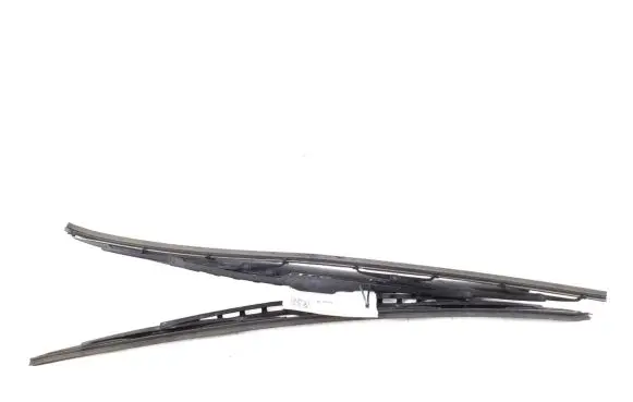 Volkswagen Transporter - Caravelle T5 Front wiper blade arm