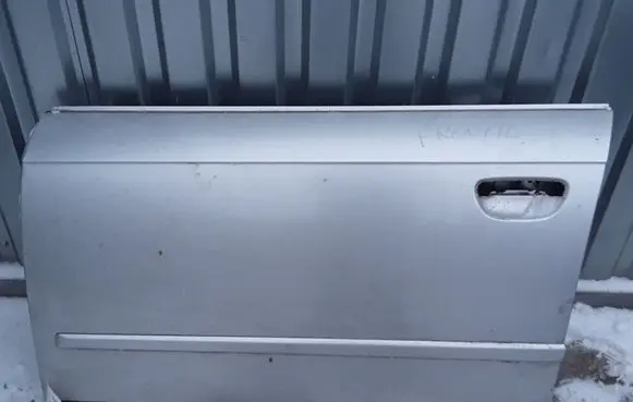 Audi A4 S4 B7 8E 8H Front door 61342229