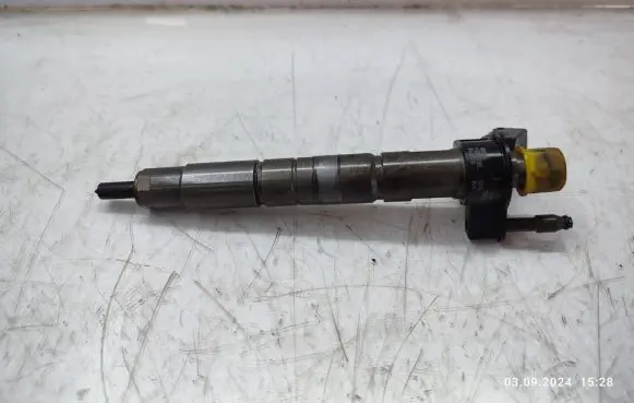 BMW 7 F01 F02 F03 F04 Fuel injector 0445116024