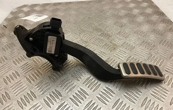 Jaguar XE Accelerator throttle pedal GK529F836DA